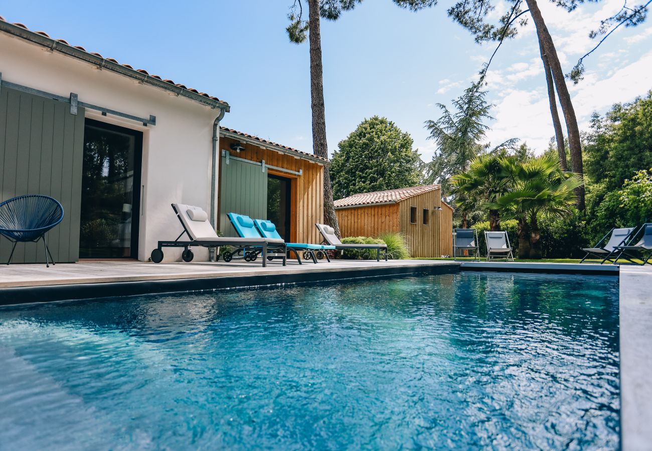 Rental villa île de ré with private pool