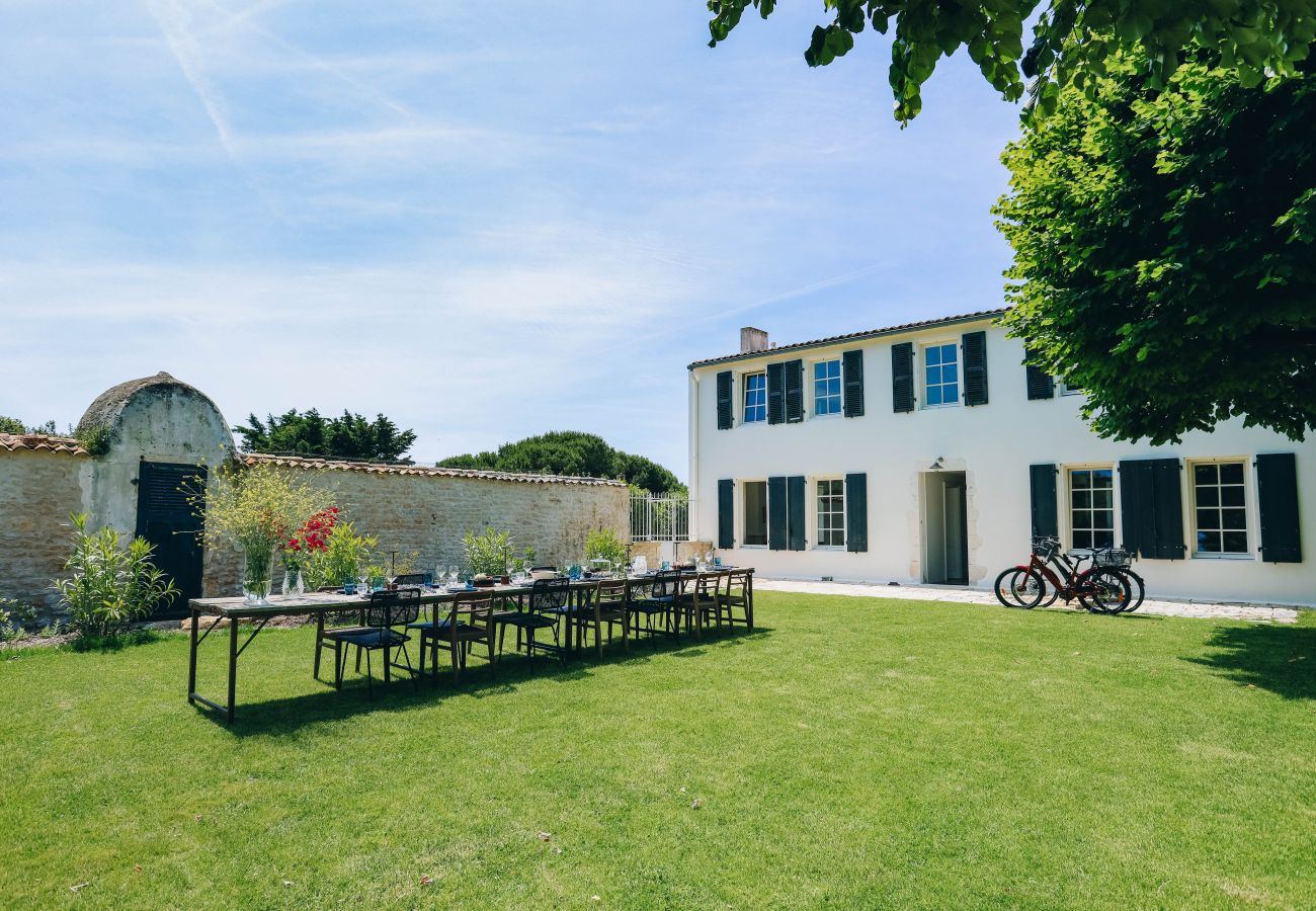 Country house in Loix - Domaine des Tours