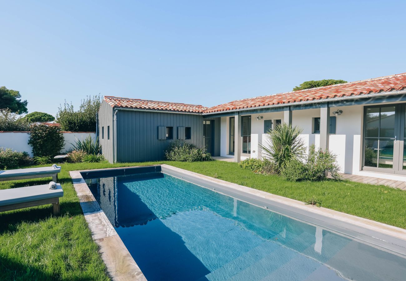 Villa in Le Bois-Plage-en-Ré - Villa Blue