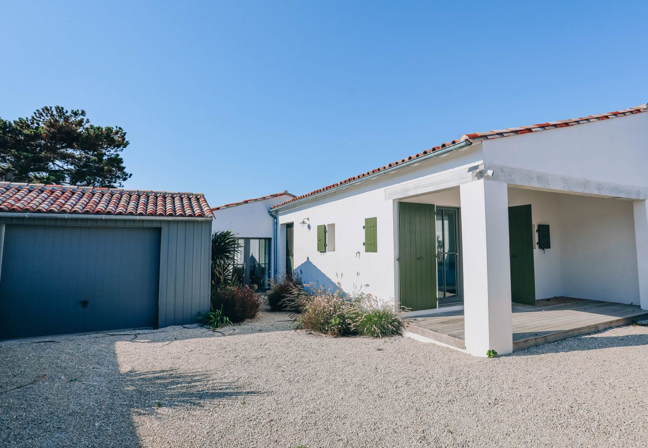 Villa in Le Bois-Plage-en-Ré - Villa Blue